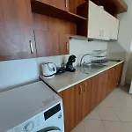 Apartment Oasis Four *